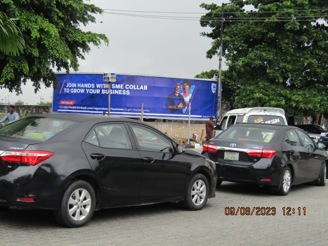 At Karimu Kotun junction along Akin Adesola, Victoria Island FTF Falomo Bridge, Adeola Odeku to Eko Hotel, Lagos-Calabar Coastal Road