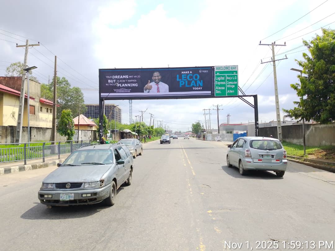 Strategic Gantry at Agbidingbi Ikeja.