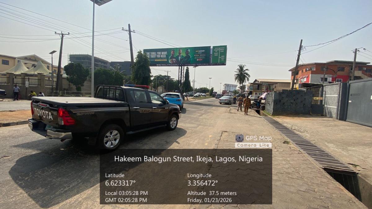 ALONG HAKEEM BALOGUN STREET BY L.T DOSUMU/ THE EVENT CENTER, AGIDINGBI IKEJA