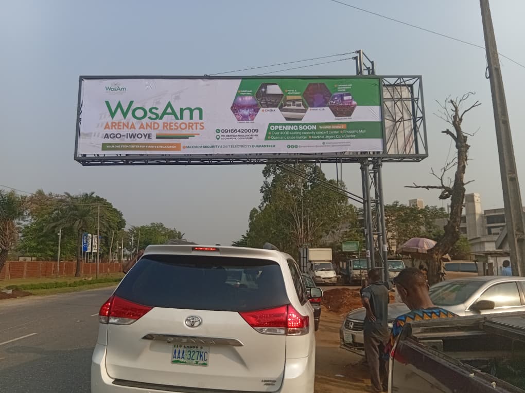FACING TRAFFIC TO 7UP