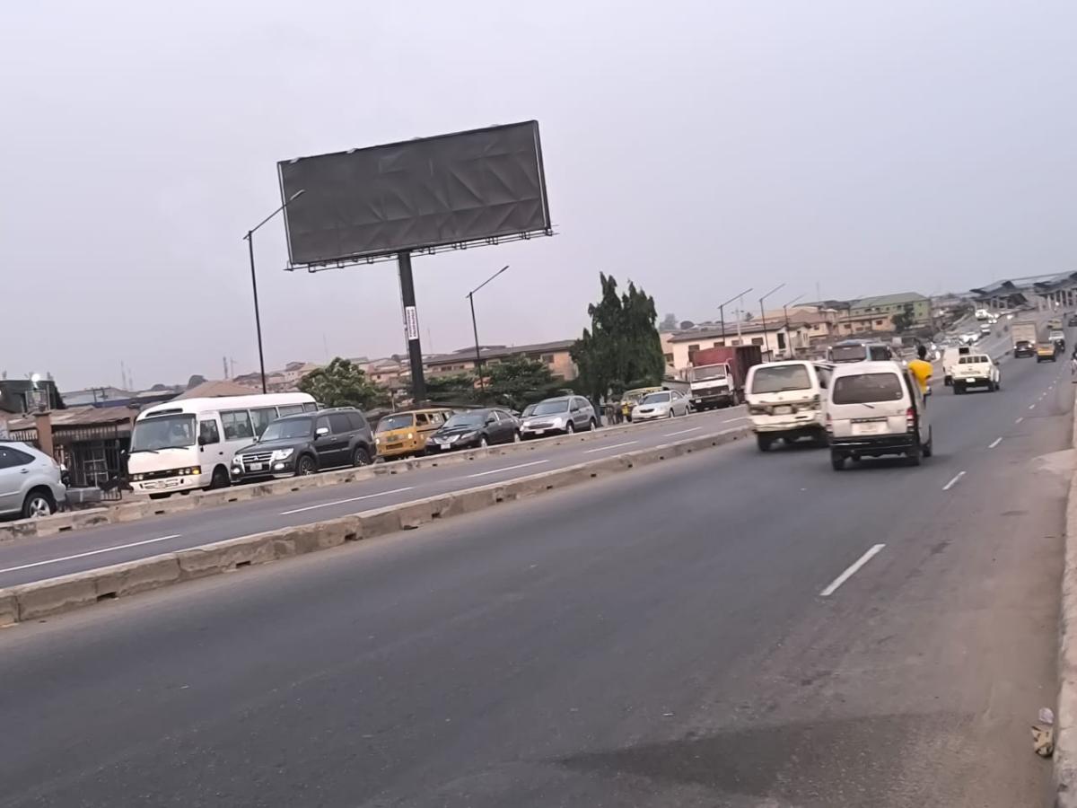 Unipole along Km 20. Lagos Abeokuta exp way, by Mangoro, Dopemu