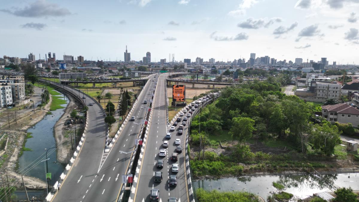 Osborne Road after Dolphin Estate towards Third Mainland Bridge, Ikoyi Lagos