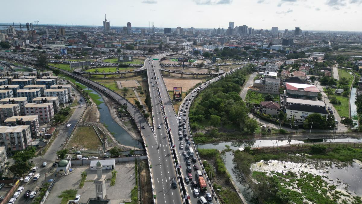 Osborne Road after Dolphin Estate towards Third Mainland Bridge, Ikoyi Lagos