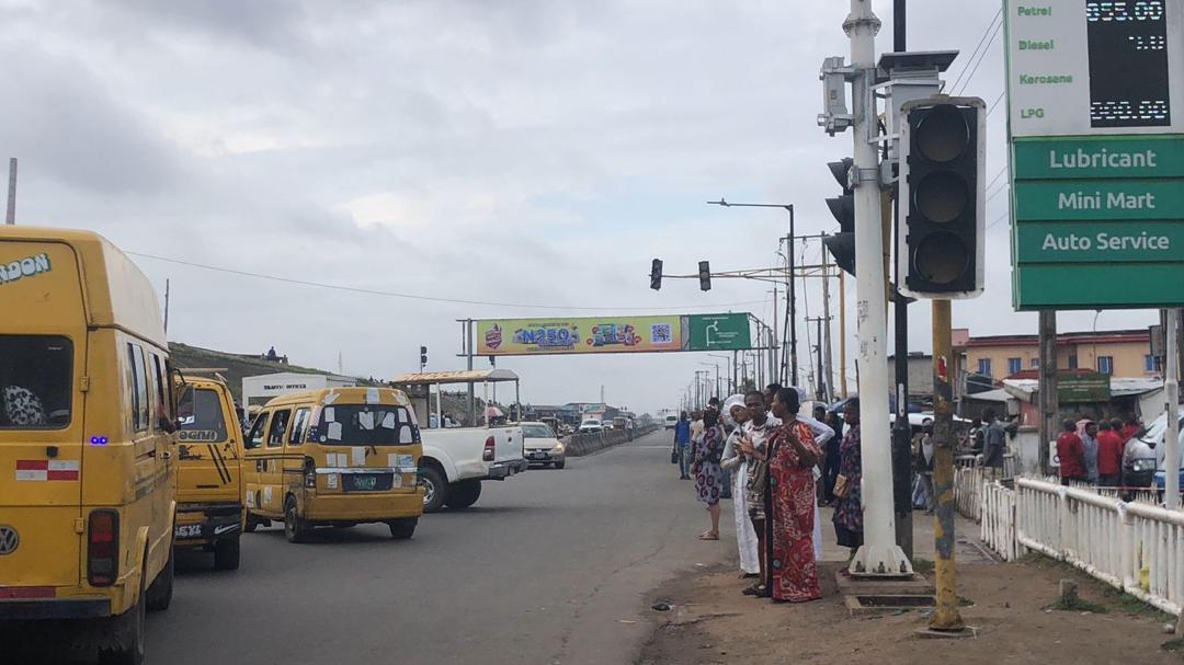Facing traffic Facing traffic to Oshodi expressway to Oshodi Expressway and Iyana Ipaja