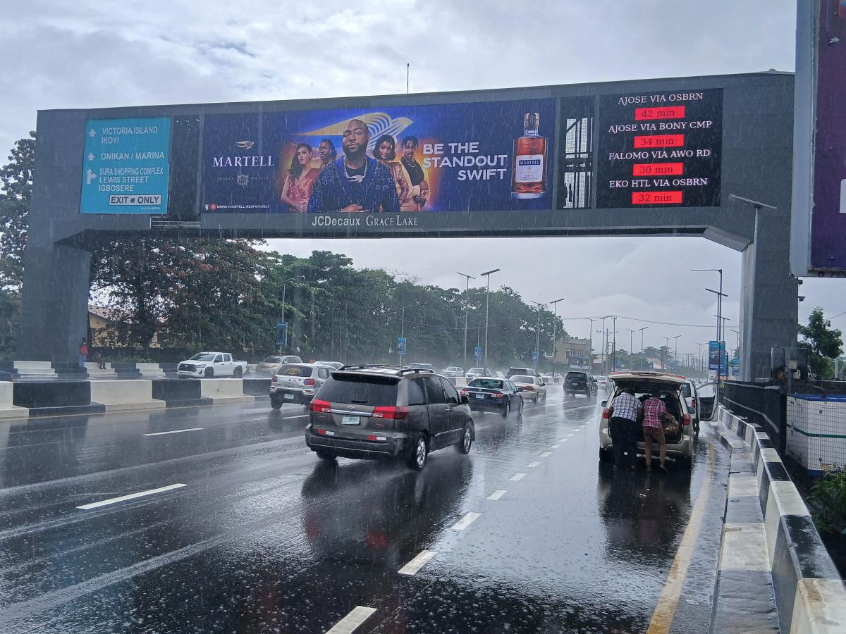 Facing Traffic to Victoria Island, Ikoyi