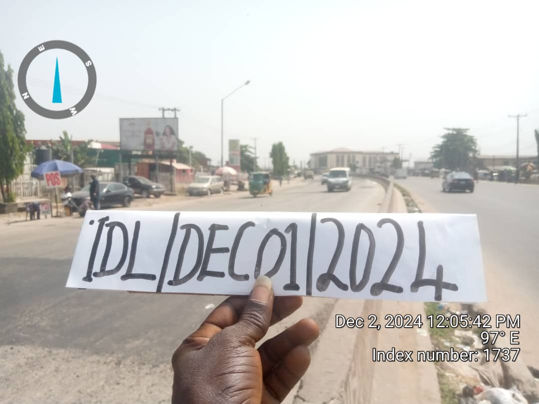 48 sheet billboard along Lagos-Abeokuta expressway by Ojokoro housing estate,